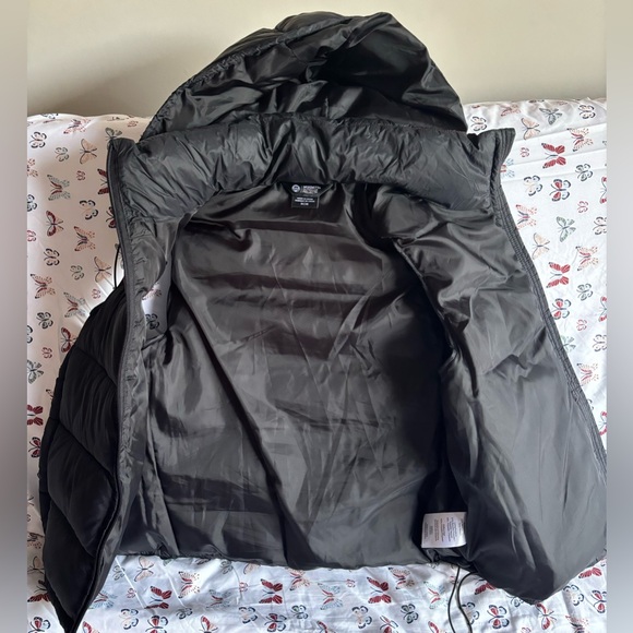 Mondetta Puffer Vest - Picture 3 of 3